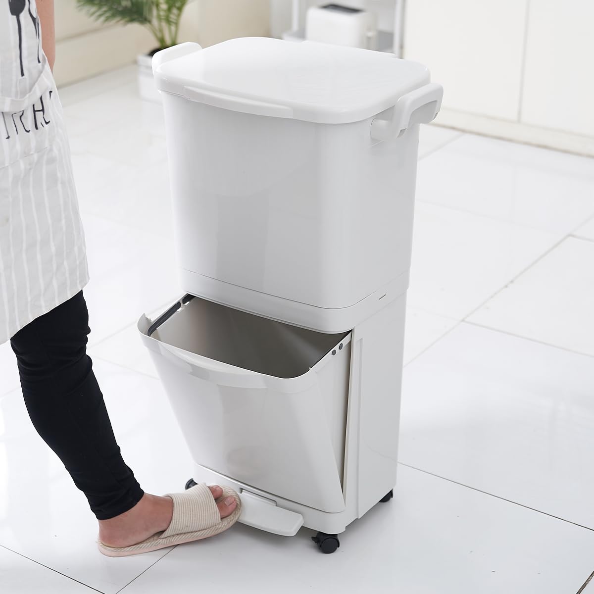 KITCHEN MOVE Poubelle de Tri Sélectif pour Recyclage 45L VALORIS à Pédale avec Roulettes et Poignée - Double Compartiment 30L + 15L