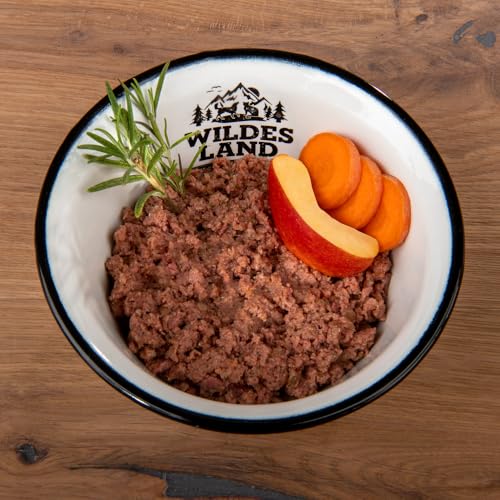 Wildes Land - Nassfutter für Hunde - Puppy Huhn - 6 x 400 g - mit Karotten, Äpfeln, Wildkräutern & Distelöl - Glutenfrei - Extra viel Fleisch - Beste Akzeptanz und Verträglichkeit