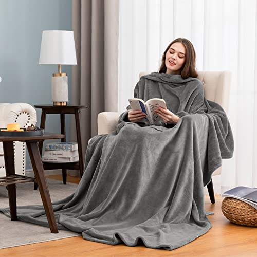 Kuscheldecke mit Ärmeln und Fußtasche aus Fleece von HBselect