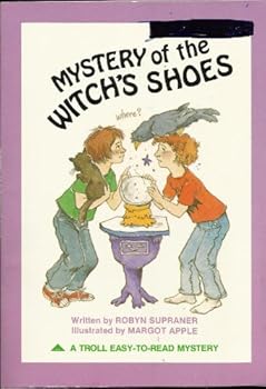 Paperback Mystery of the Witch's Shoes Book