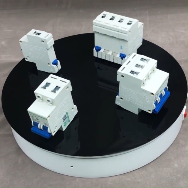 Interruttore Magnetotermico CC DZ47-63Z 2P 20A - Per Impianti Fotovoltaici, 1000V, 4.5kA, Custodia Ignifuga - Foto 8