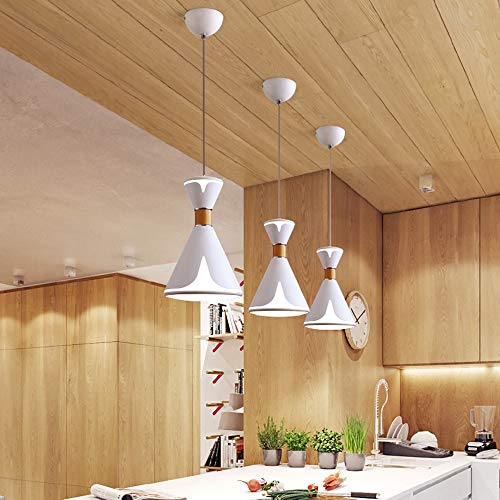 Plafonnier LED chic en fer forgé avec éclairage doux et structure durable