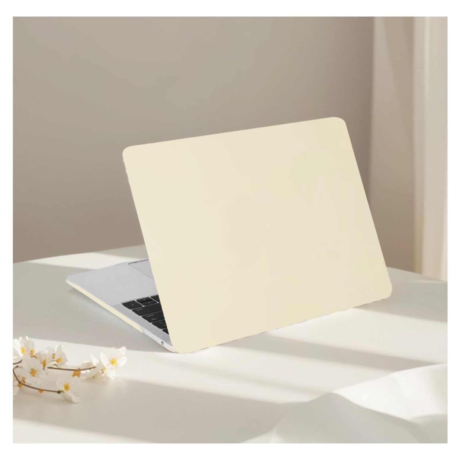 Funda Mac Air Pro 12 rígida para trabajar en cafeterías con estilo amarillo crema 8