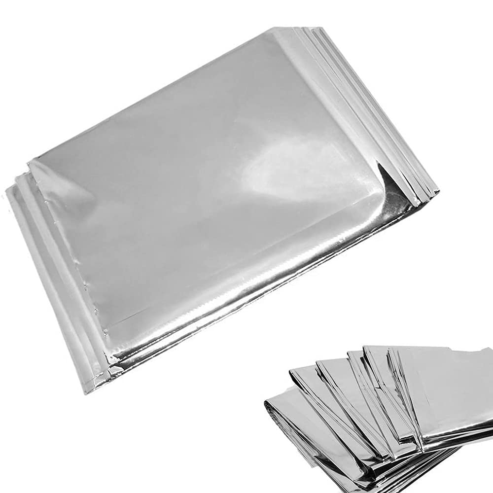 4-pak awaryjne koce termiczne Mylar - zaprojektowane do wędrówek na świeżym powietrzu maratonów survivalowych lub pierwszej pomocy (kolor srebrny)