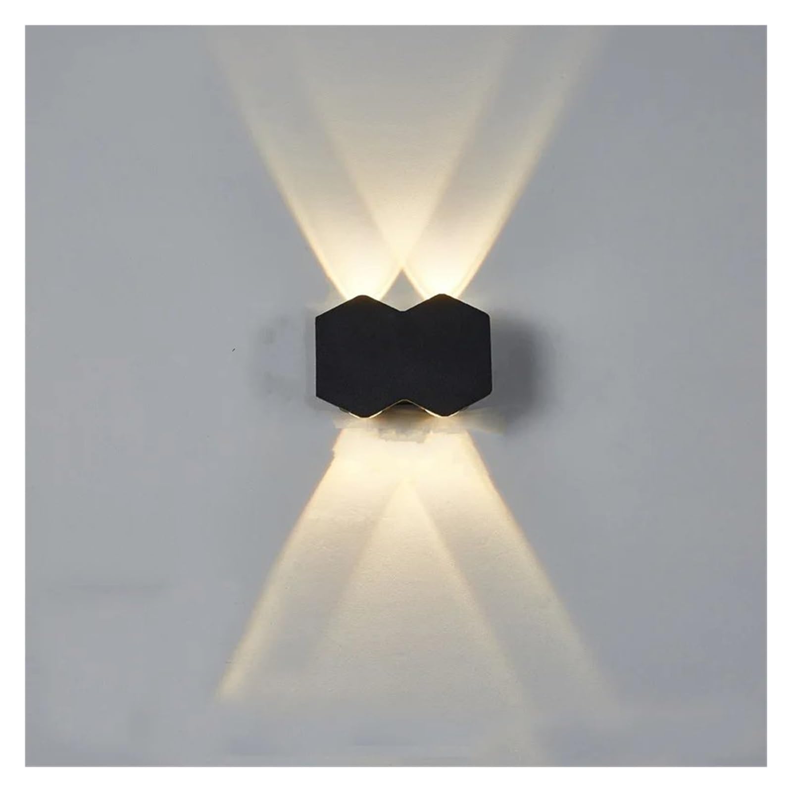 Lámpara de pared LED impermeable con protección exterior total para iluminar entradas