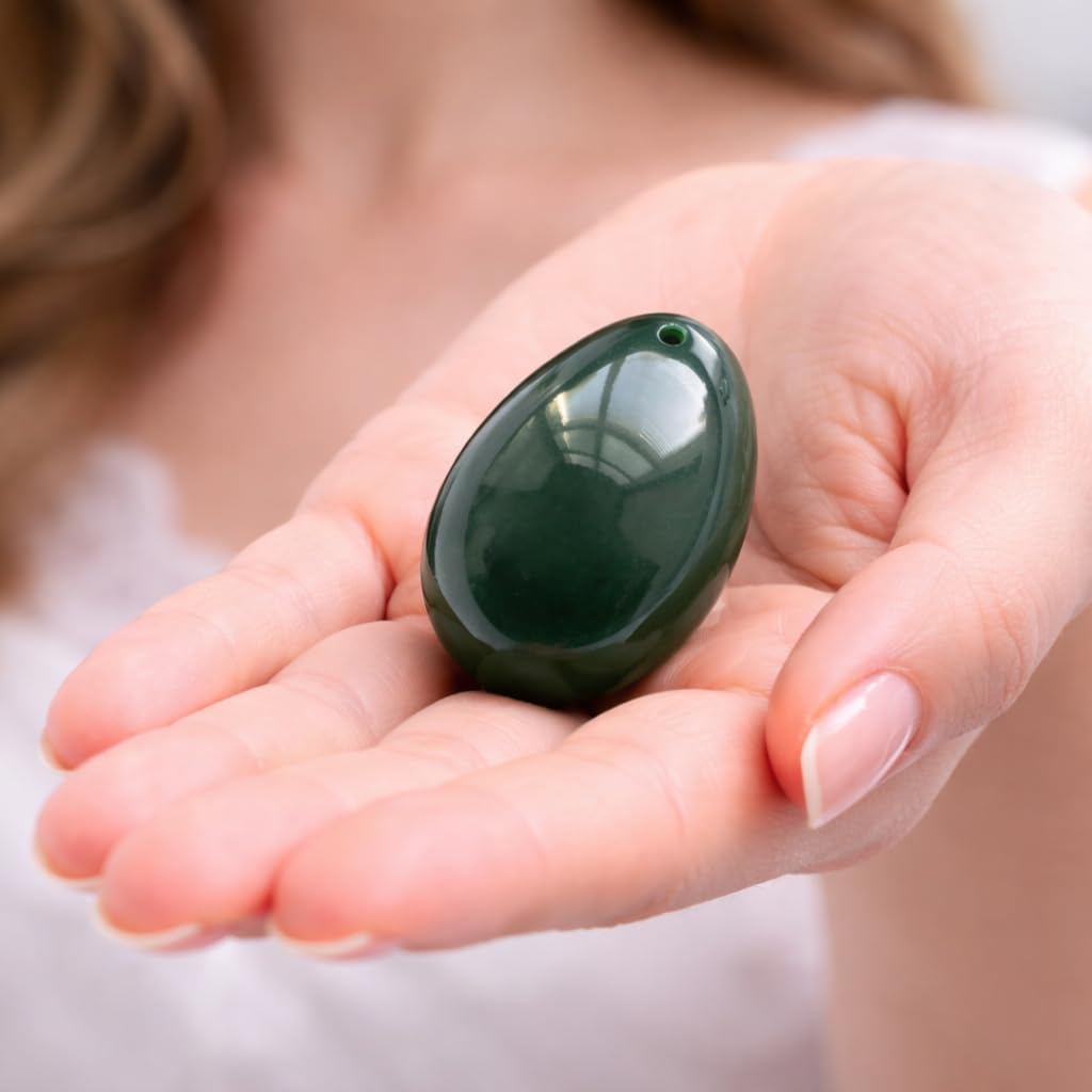 Amazon.co.jp: 天然ネフライト翡翠ストーンエッグ Nephrite Jade Stone