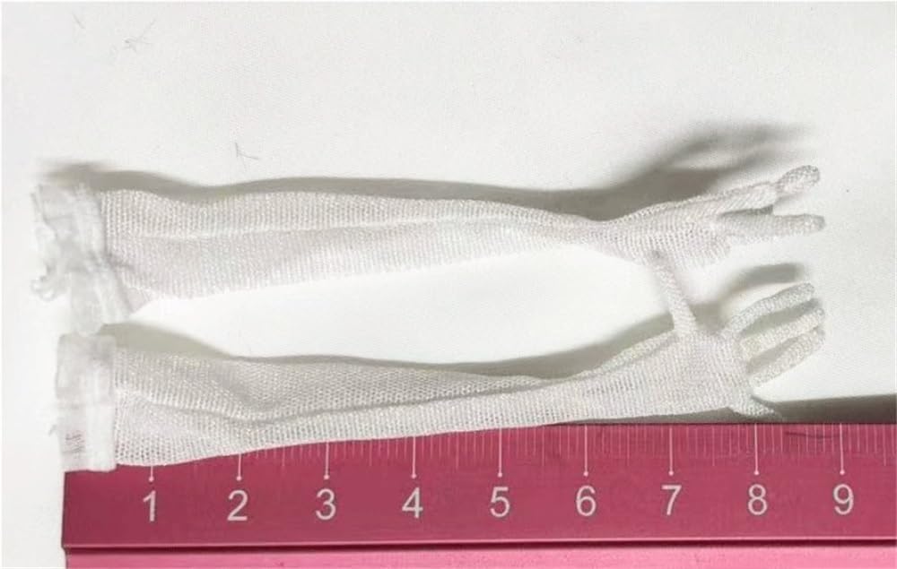 Gants en maille 1/6 blanc pour customiser une figurine de soldat 30cm