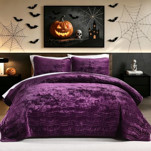 Image of Luxurious Velvet King Size Comforter Set,Purple Wave Pattern Quilt