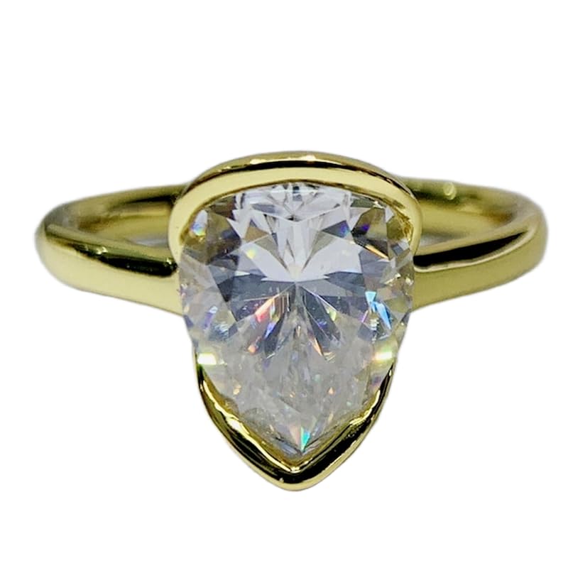 Bague solitaire en argent et pavé CZ le cadeau de fiançailles idéal pour elle