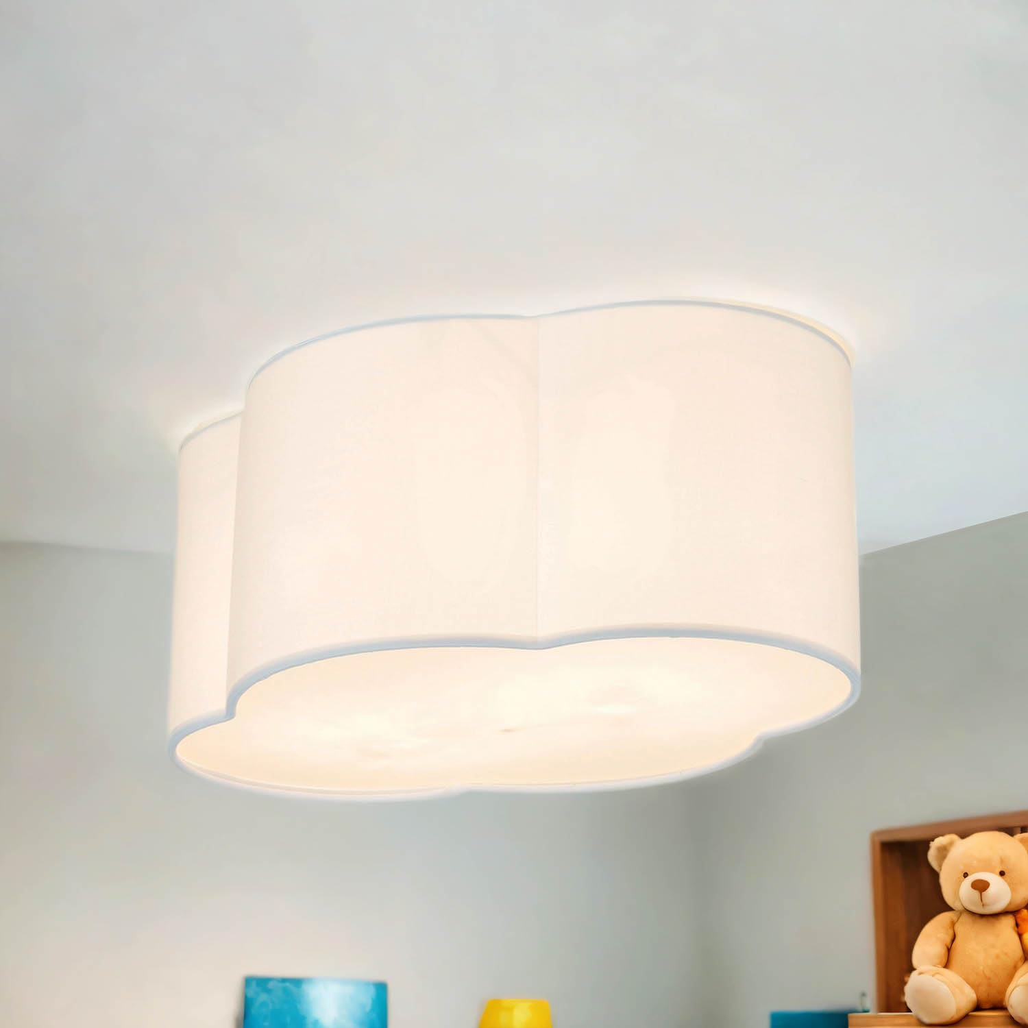 Licht-Erlebnisse Wolkenlampe Kinderzimmer Deckenleuchte – Weiße Lampe Wolkenform aus Stoff – Deckenlampe Babyzimmer & Kinder – L: 40 cm – E27 – Kinderlampe Wolke für Jungen & Mädchen