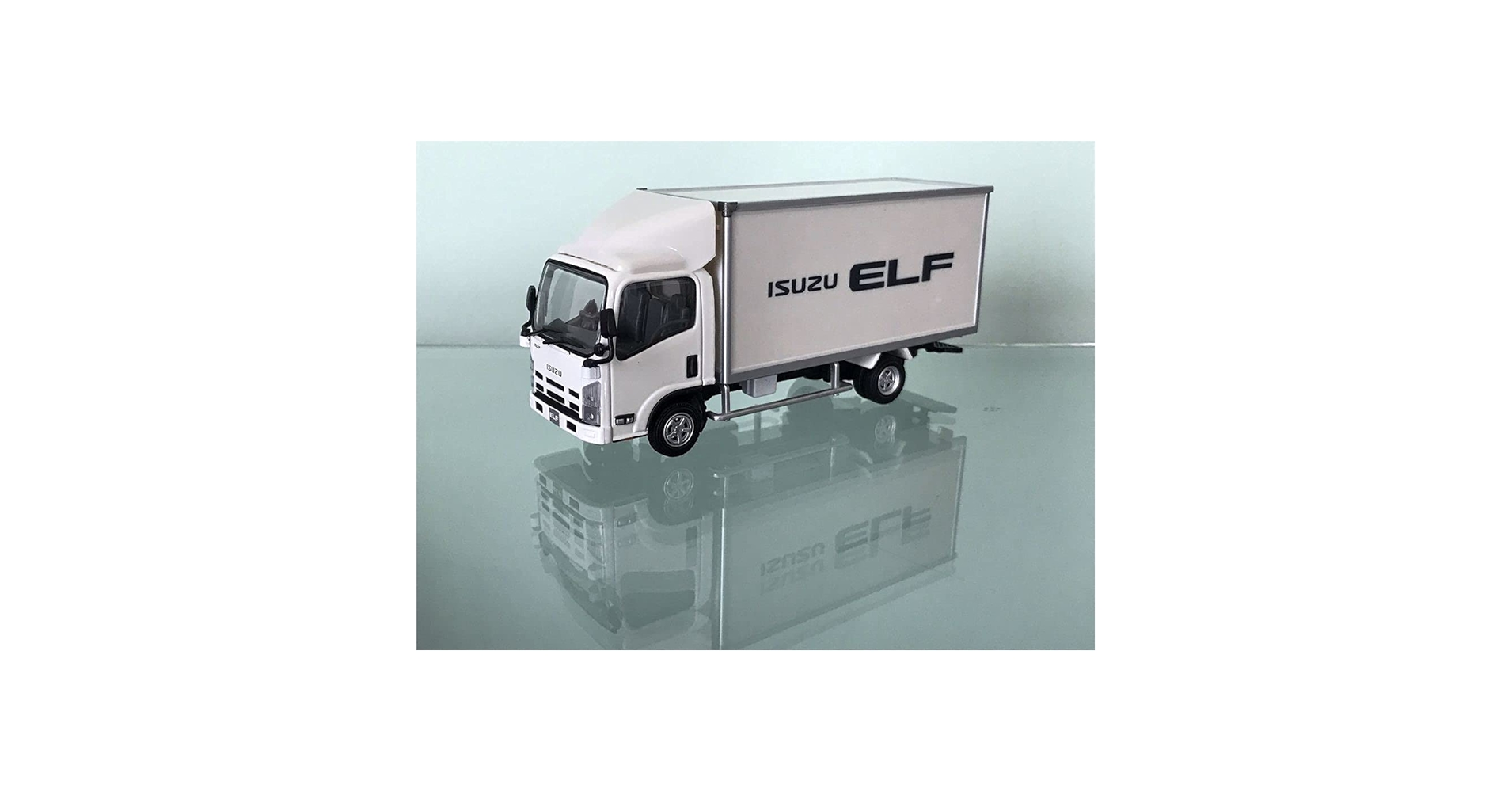 いすゞ特注 1/43 エルフ ISUZU ELF ELF トラックモデル いすゞ エルフ 1985 (タンクローリー仕様) Isuzu Elf Spark 1/43