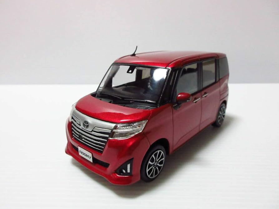 Amazon | 1/30 トヨタ 新型ルーミー 前期 マゼンタベリーマイカ