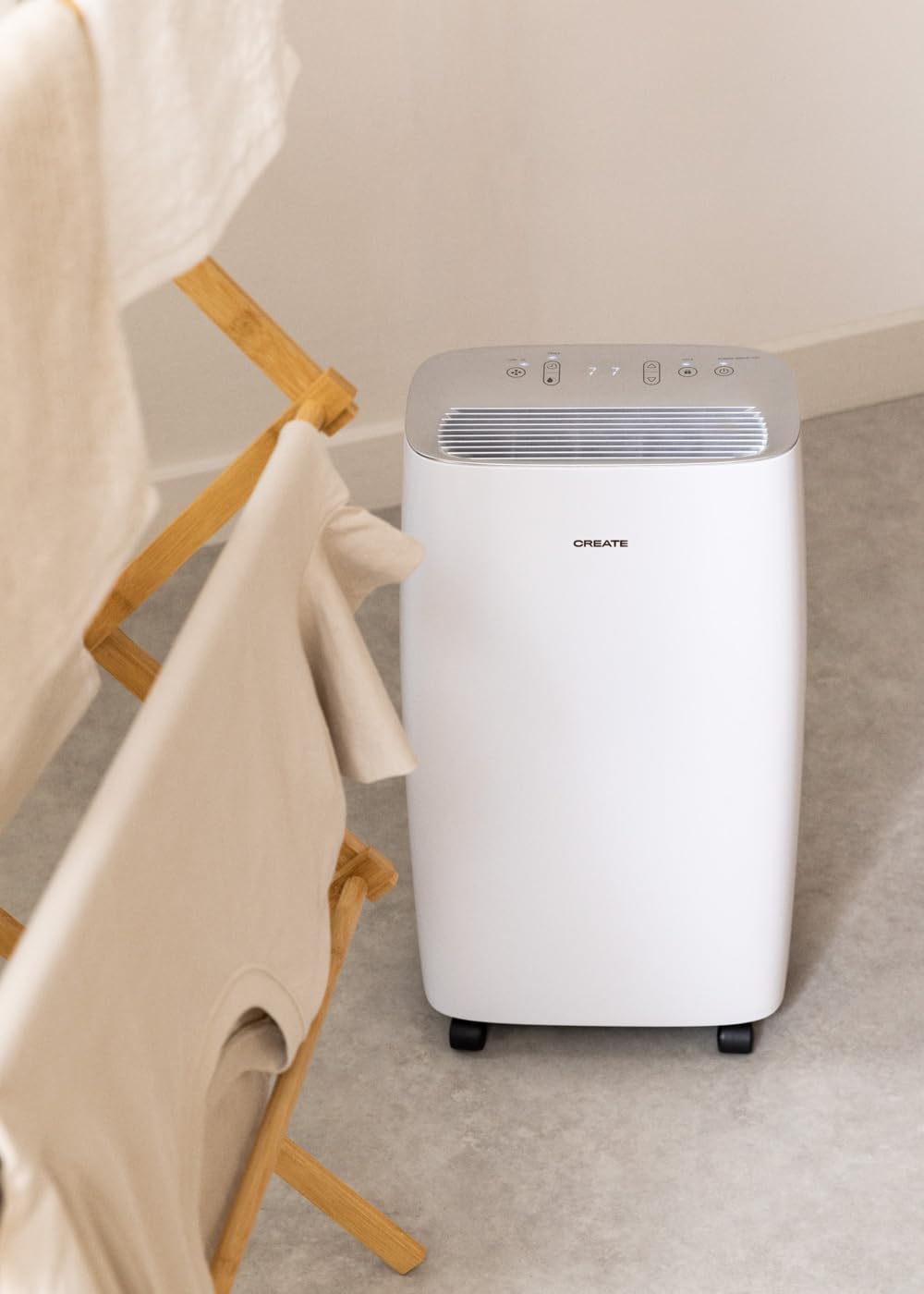 CREATE/Deshumidificador XL CUBIC blanco/Estancias de hasta 40m², filtro de aire lavable, pantalla táctil, reduce un 80% la humedad ambiente, elimina hasta 10 L/día, 220W