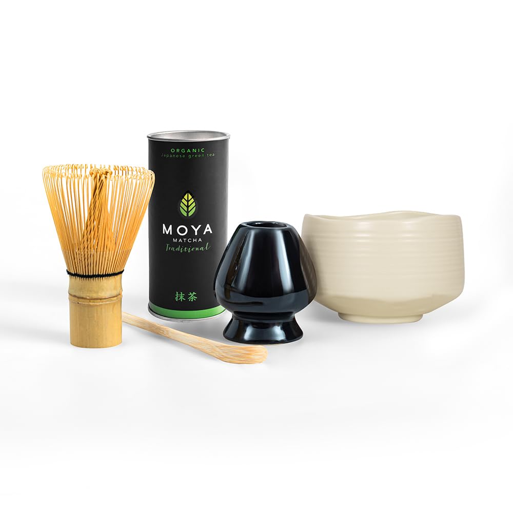 Moya Bio Set de Té Matcha Japonés | 30g Grado Ceremonial (I y II) + Tazón Beige + Batidor de Bambú + Soporte + Cuchara | Set Tradicional Completo de Matcha | Regalo Elegante