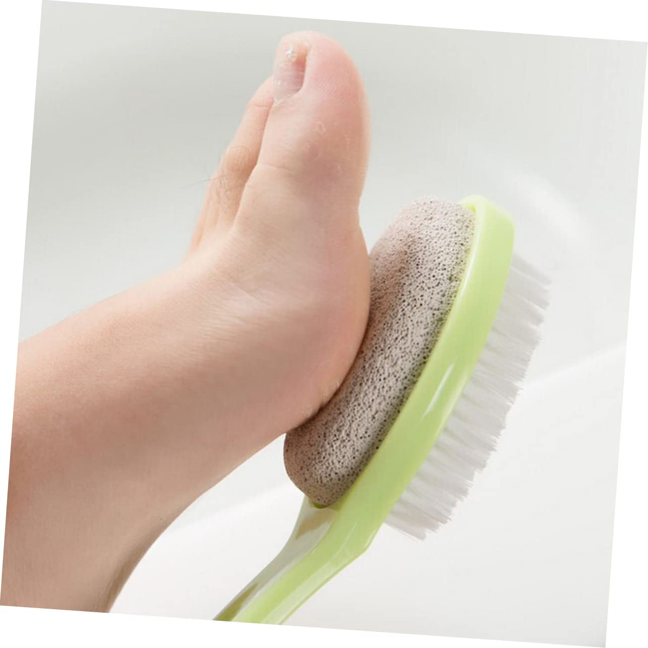 TOVINANNA Natural Double-Sided Foot Brush with Pumice Stone Random Color Plastic Handle 21 * 4.5cm Foot Exfoliating Brush