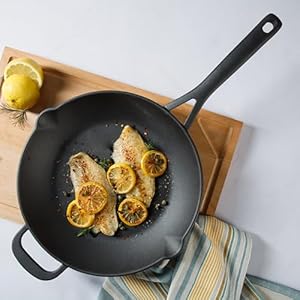 Martha Stewart Pre Seasoned Cast Iron 12" Skillet Martha Stewart Pre Seasoned Cast Iron 12 Skillet