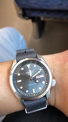 Amazon.co.jp: Seiko 5 SPORTS SRPE61 Automatic Mechanical