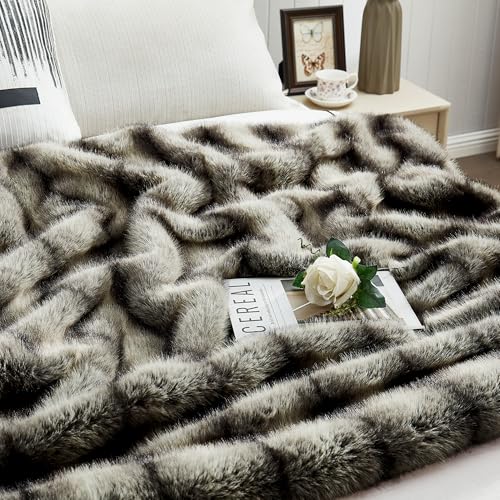 DREAMNINE Premium Luxury Fuzzy Animal Skin Faux Fur Throw Blanket