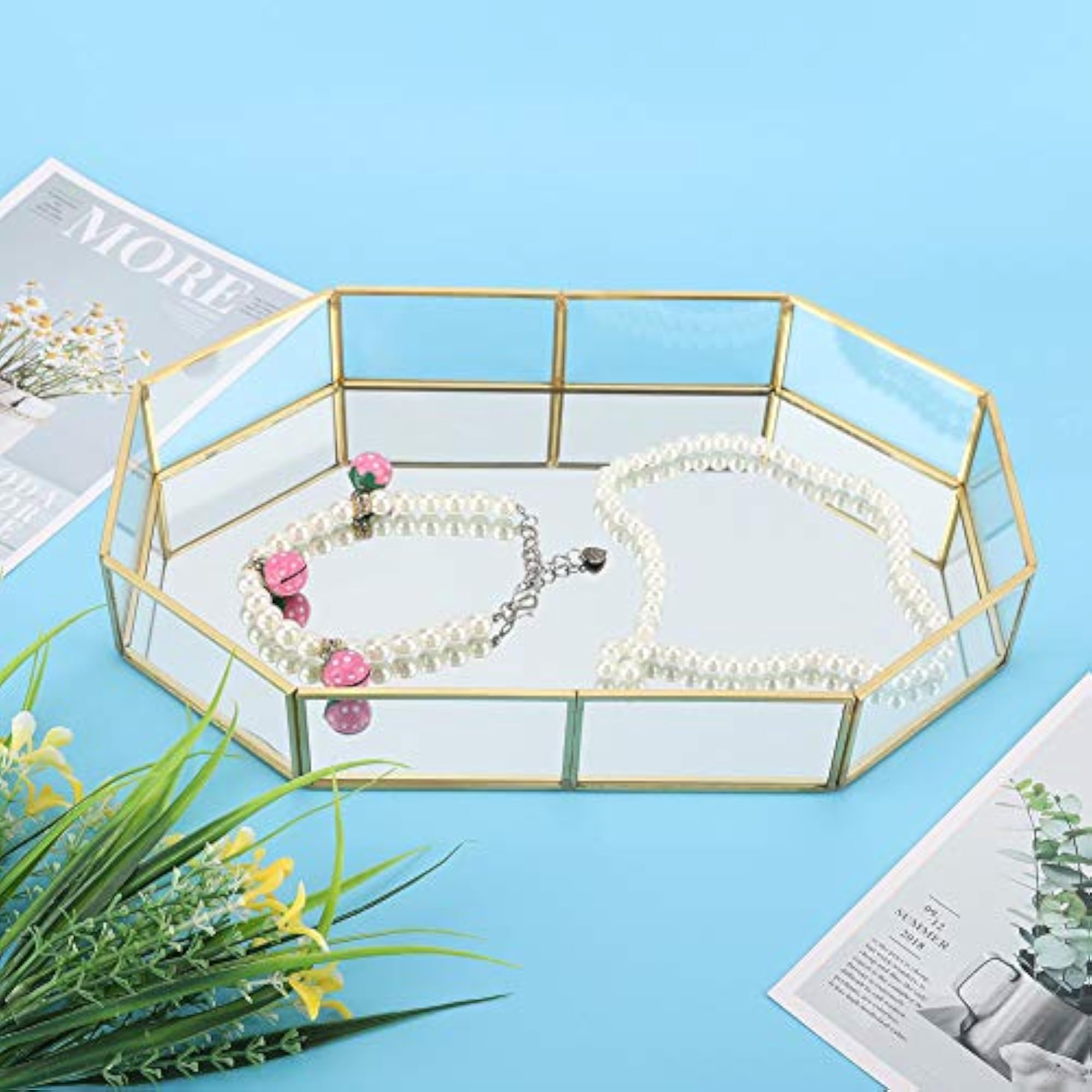 Durable Vintage Makeup Tray, Large Capacity Organizer