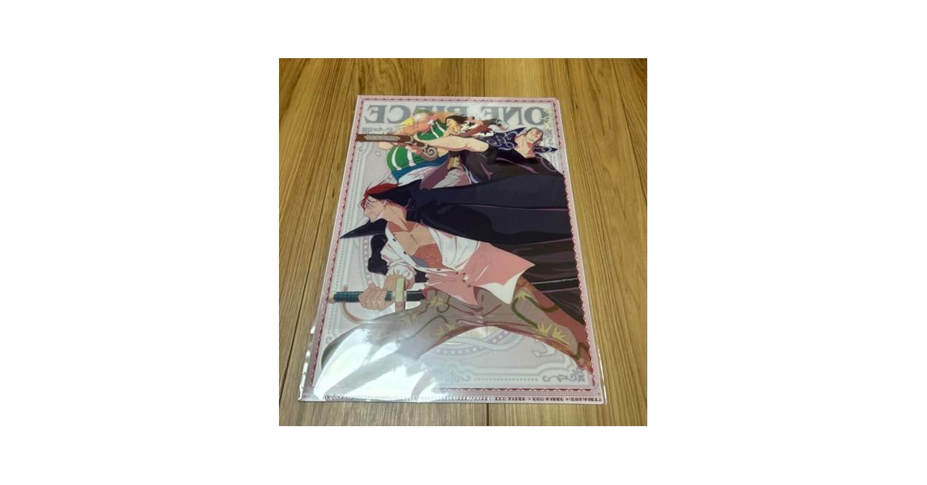 ワンピース A4バインダー シャンクス Amazon.co.jp: ワンピース