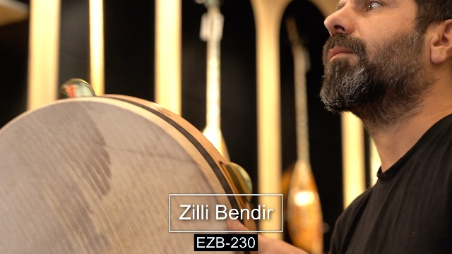 Yuzda otirdi jinsiy aloqa porno