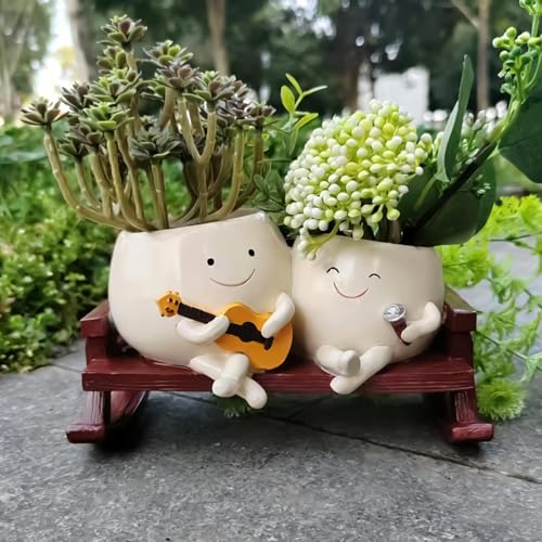 Pot avec visage souriant pour une décoration de bureau joyeuse