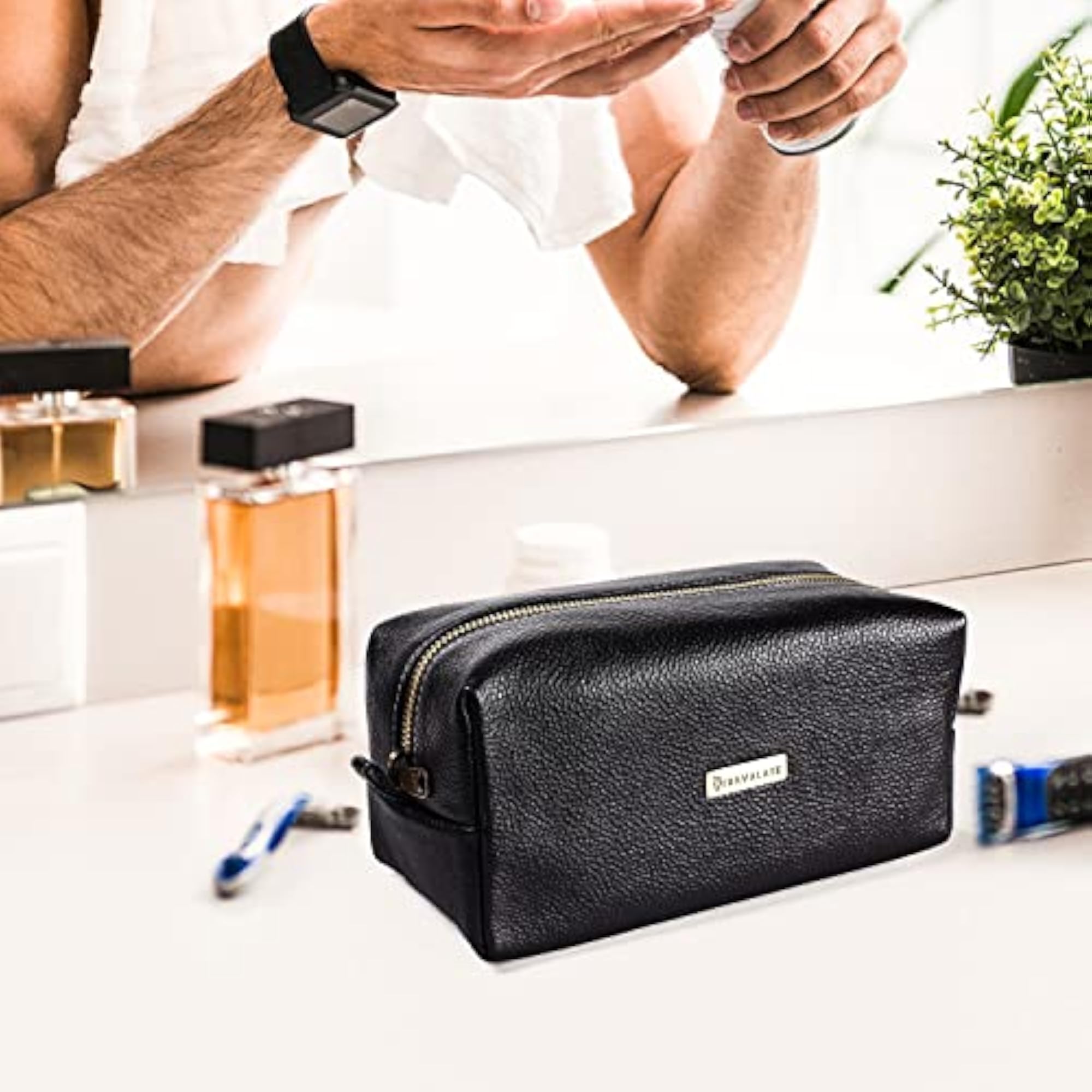 Genuine Leather Shaving Bag, Black DOP Kit