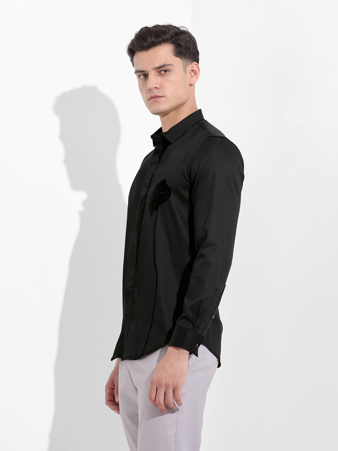 The Indian Garage Co Camicia da uomo a maniche lunghe con scollo rotondo e stampa floreale