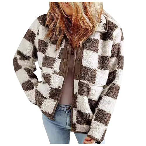 Veste longue femme en polaire pour lutter contre le froid hivernal