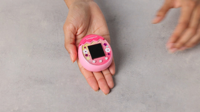 Tamagotchi Peace ピンク 本体 Disney TAMAGOTCHI Bandai Pix-The Next Generation of Virtual Reality Pet
