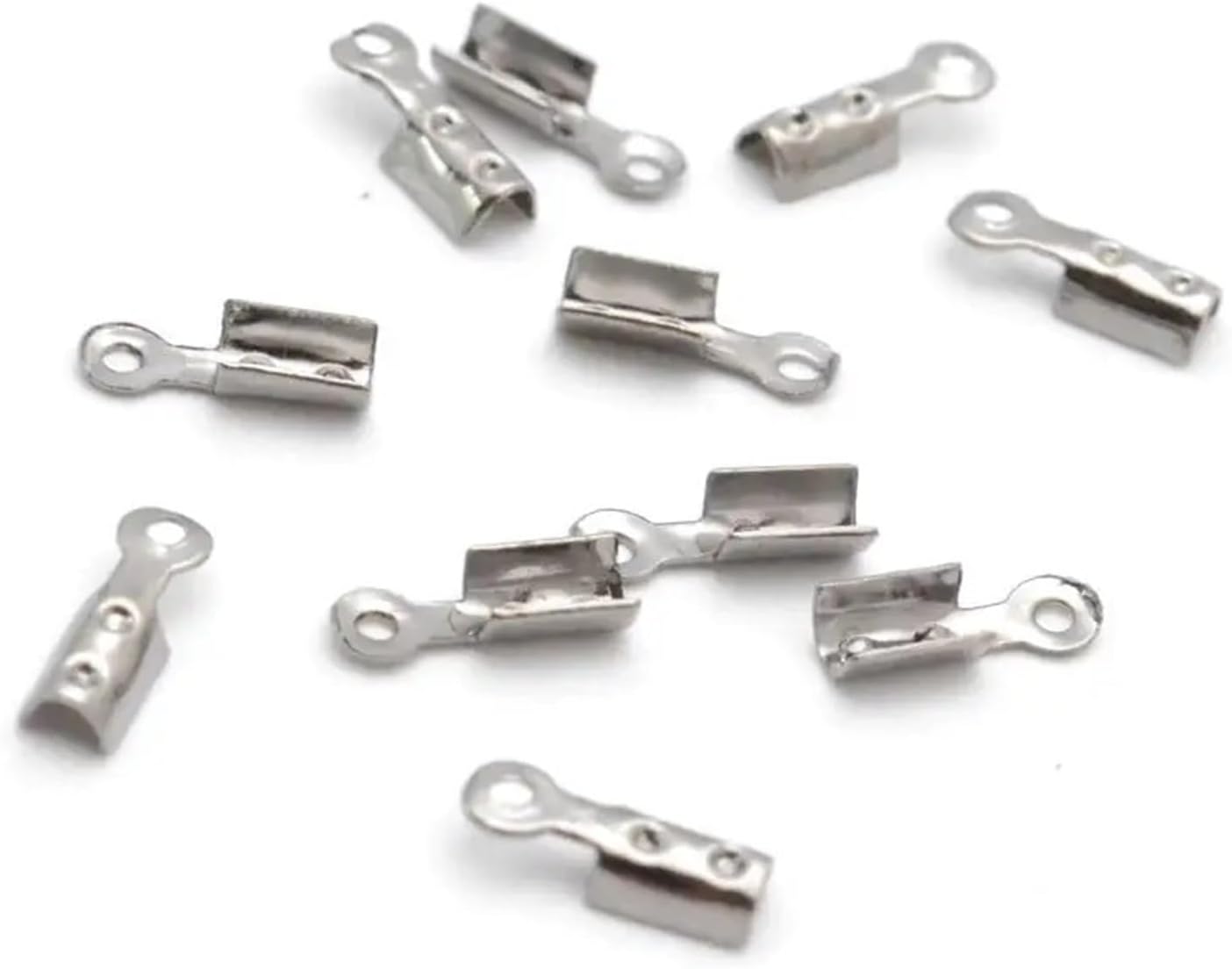 Fold Over Cord Ends 700pcs Cord End Tip Fold Over Clasp Crimp Bead Connector DIY Findings 8 * 3mm for Jewelry Making(Bronze Color)