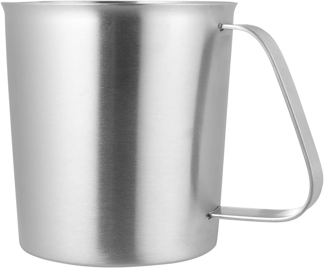 Stainless Steel Measuring Cup 700ml Liquid Measuring Cup with Engraved Scale Baking Tools Kitchen Utensil for Home and Daily Use