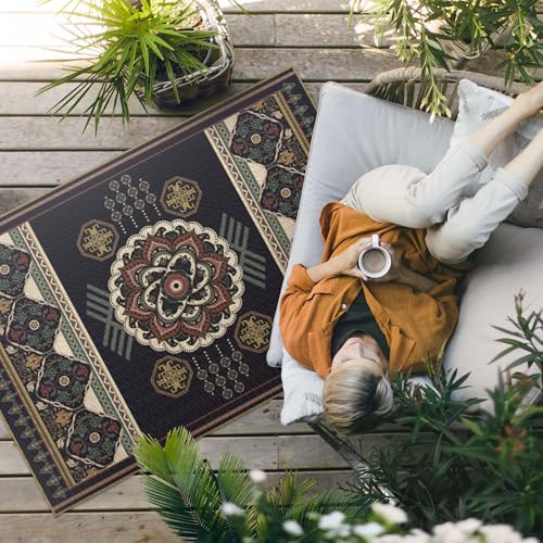 Tapis extérieur résistant à la décoloration pour masquer un sol de terrasse abîmé