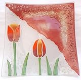 Décoration détaillée : motif floral avec tulipes rouge-orange et tiges vertes, réalisé avec technique en relief pour un effet tridimensionnel