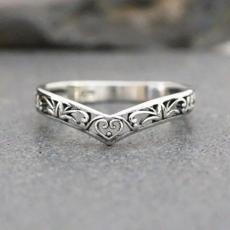 Antique Silver Cutout Ring for Women – Alloy Openwork Design, Vintage Minimalist Statement Jewelry Gift for Her, Birthday & Anniversary Present for Wife, Best Friend or Sister image 3