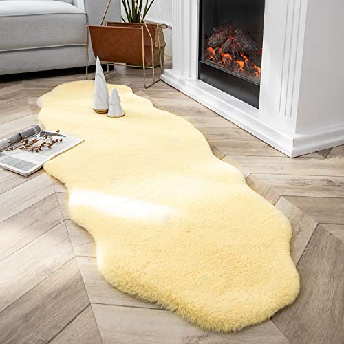 Ashler HOME DECO Ultra Soft Faux Rabbit Fur Chair Couch Cover Area Rug for Bedroom Floor Sofa Living Room Beige 2 x 3 Feet