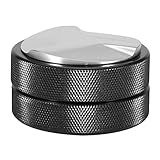【Área de superficie plana más grande】 El diámetro inferior de 51 mm, el diámetro plano de 61 mm, proporciona un área de superficie plana más grande para que el barista aplique una presión de apisonamiento uniforme con la palma de la mano, lo que ayuda con el control y la consistencia.