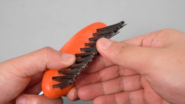 3 In 1 Telescopic Weed Remover Brush Wire Head Paving Decking Clean Scrub Moss Weed Remover Tool Wire Brush Scraper Set With Metal Broom & Weed Removal Head Green