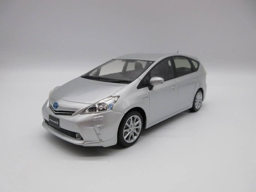 トヨタ　プリウスα☆ カラーサンプル　ディーラー　レア　シルバーメタリック Amazon.co.jp: ディーラー 特注品 プリウスα グレー メタリック