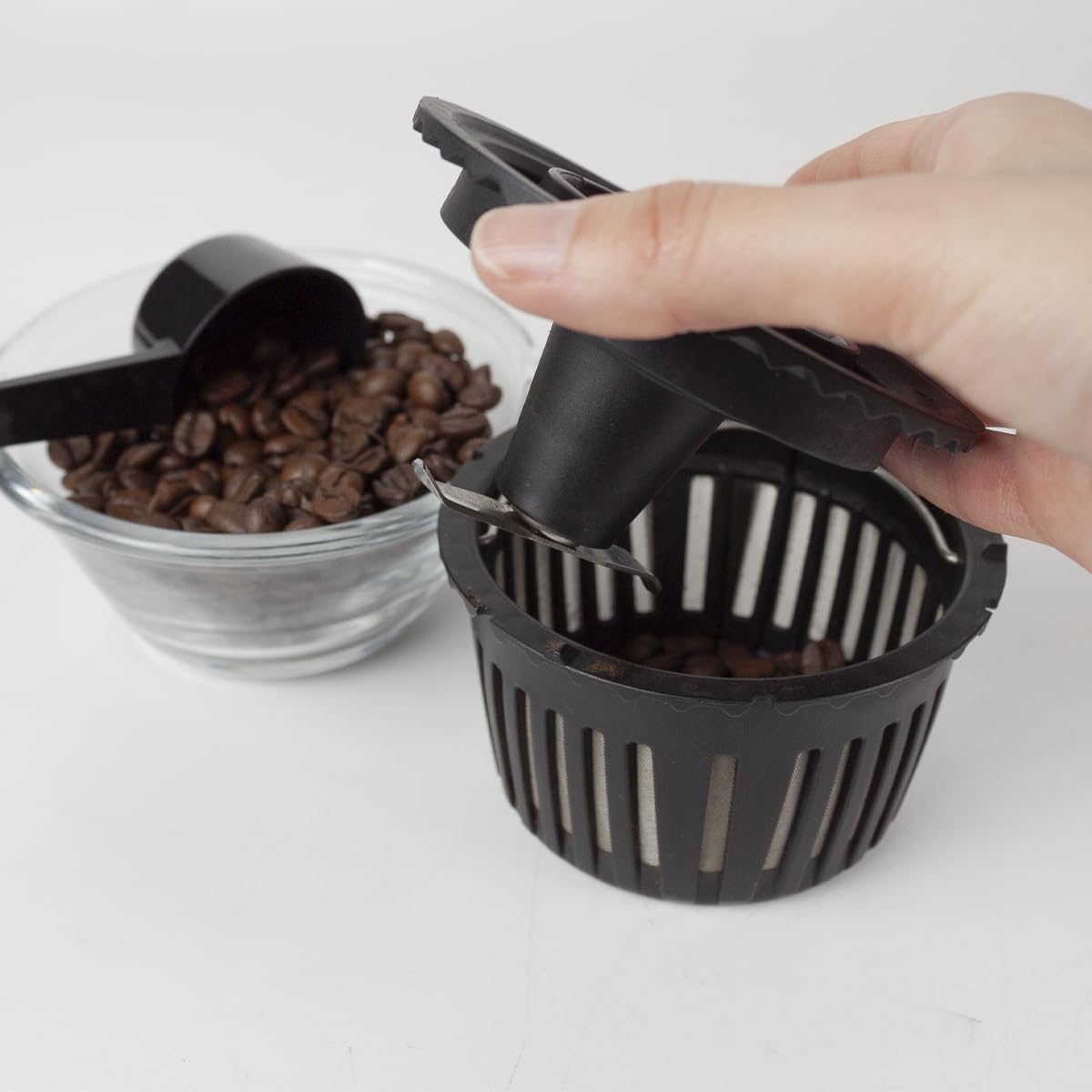 PRIXTON Cafetera Capri con molinillo, Sistema por goteo, Vaso de acero inoxidable con tapa, 600 W (Reacondicionado)
