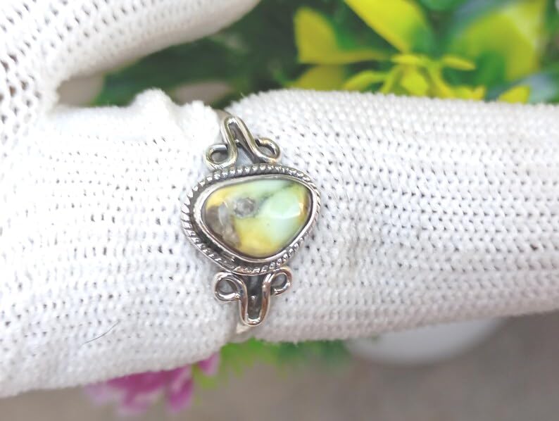 925 Sterling Silver Green Serpentine Ring in Handmade Vintage Bohemian Style Gemstone Ring for Women Artisan Jewelry