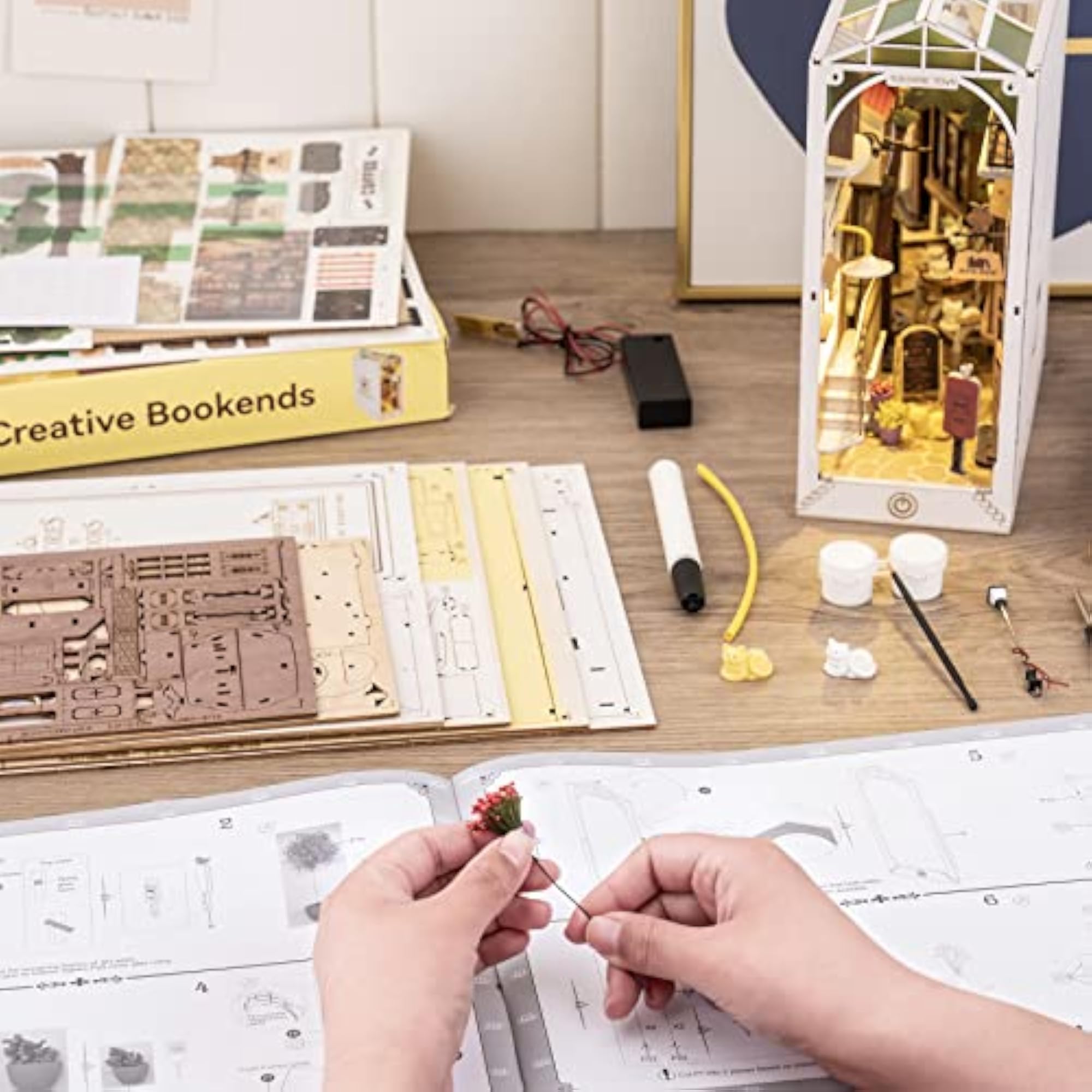 LED Book Nook Kit, Decorative Bookend Stand