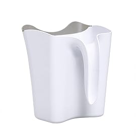 Ubbi Bath Rinse Cup for Babies & Toddlers, Baby Hair Rinse Cup, Newborn Bath Time Essential, Tear-Free Bath Accessory, White