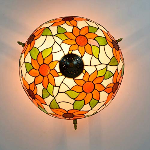 Lustre en vitrail de style créatif pour éclairer un salon rustique