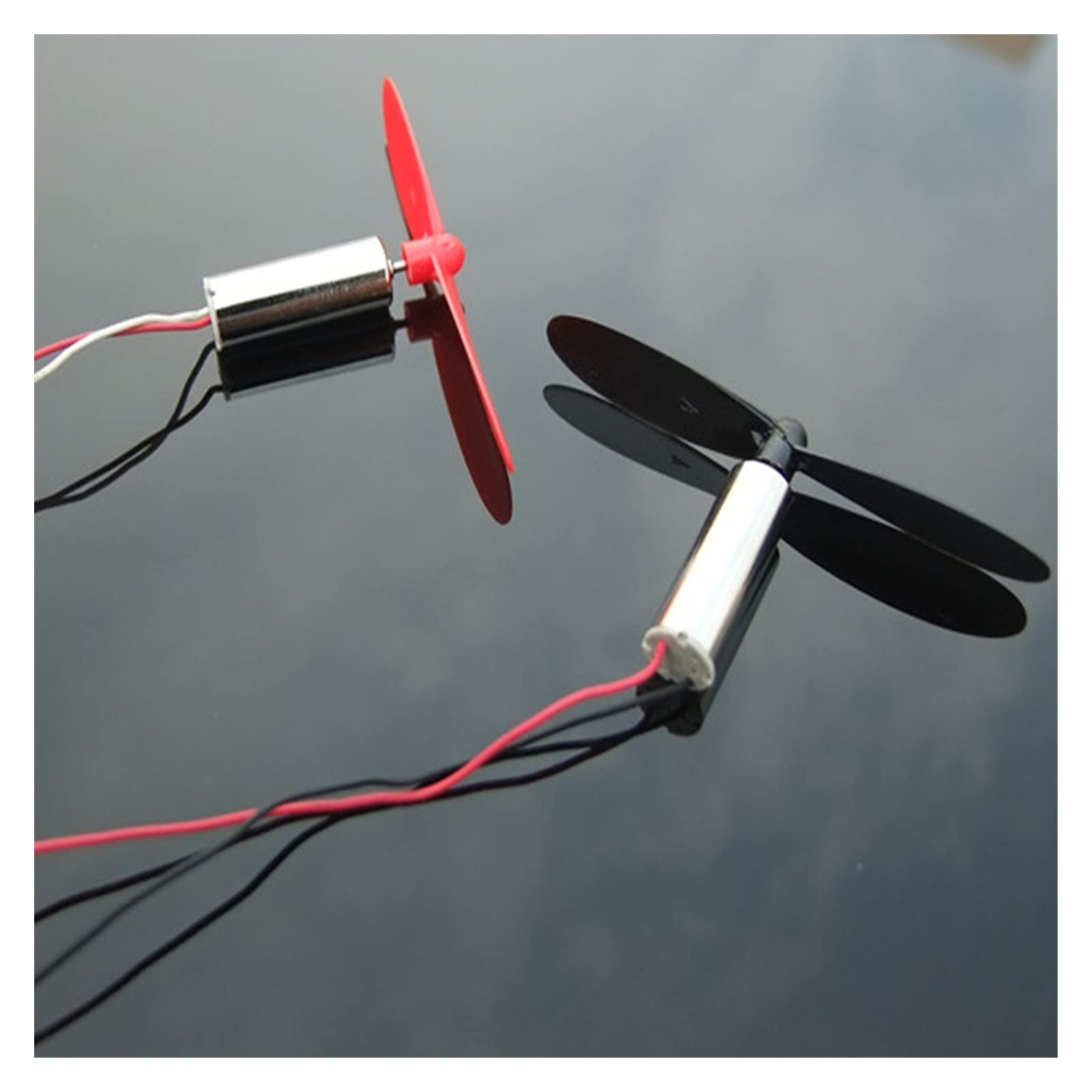MUYTQAERG DC Motor 2PCS 3.7V 55000RPM 720 Coreless +Propeller Set High-Speed Magnetic Large Torque Aircraft