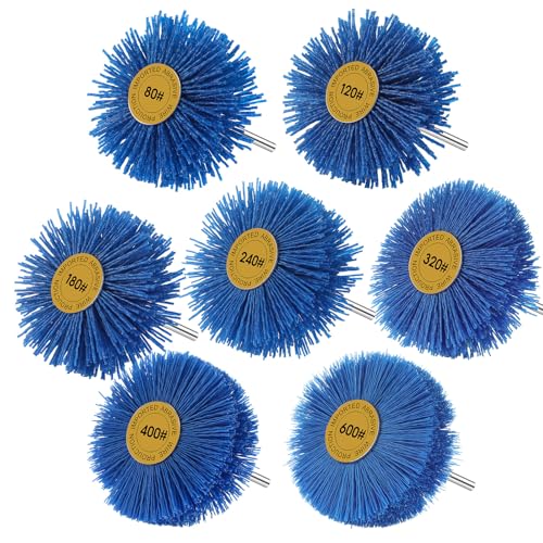 Brosse abrasive nylon pour enlever la rouille tenace et restaurer les vieux outils