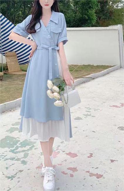 青いプリーツ半袖ひざ丈ワンピース 51Yswu1U1GL._AC_UF894,