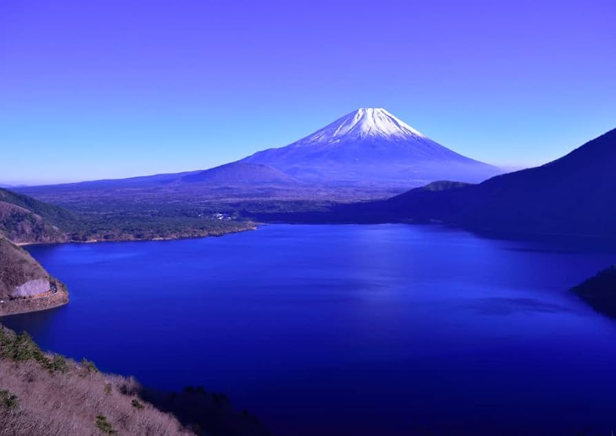 日の出の本栖湖と神秘的な富士山 パノラマX版×上下2枚 安い売筋品
