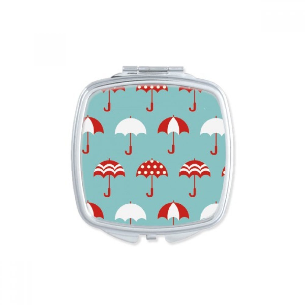Miroir compact portable mignon pour vos retouches beauté en voyage