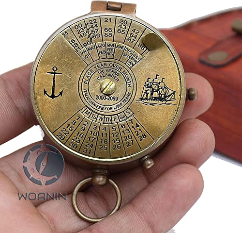 Brújula grabada con calendario para hijo con estuche de cuero miniatura 7